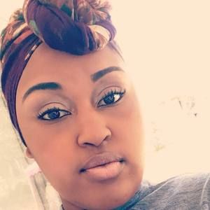 Meet your Posher, Javetta